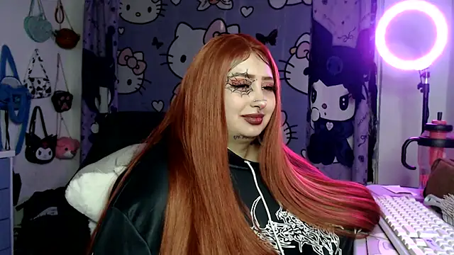 צ'אט XXX בשידור חי של lussyevans24