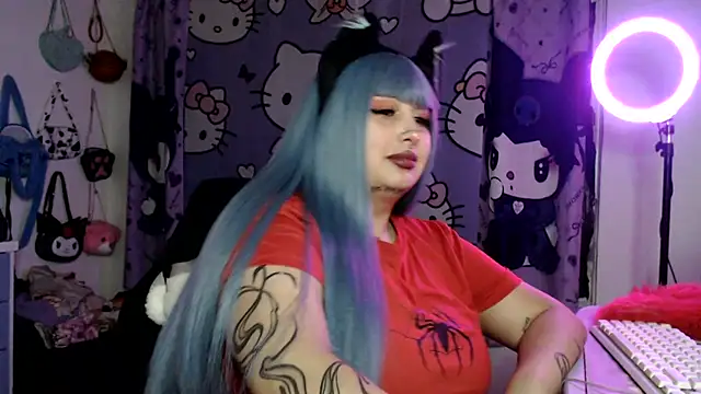 lussyevans24 live XXX chat
