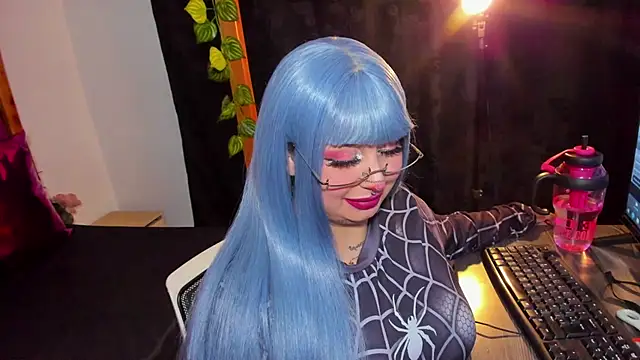 lussyevans24 Chat XXX live