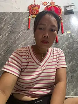 Linaannn 网络视讯表演