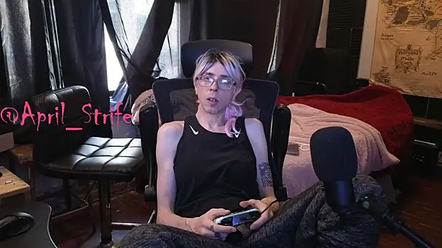 April_Strife's Webcam Show