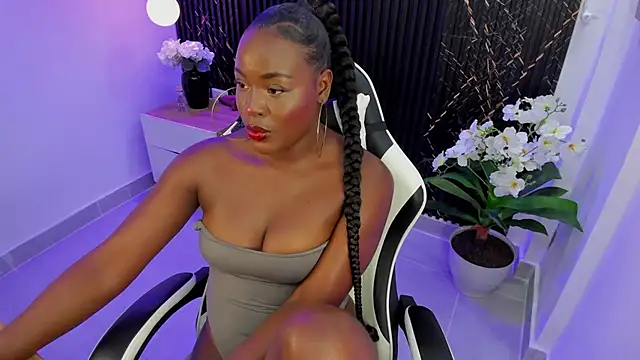 sofia_samuels 现场XXX聊天