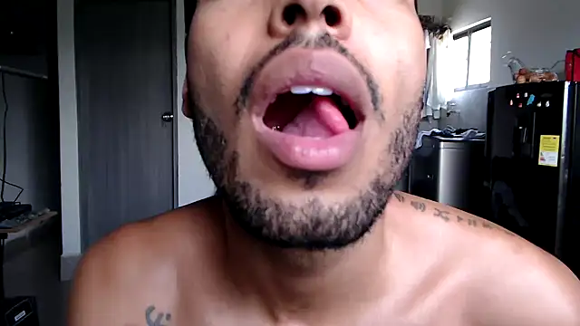 colinbrown Show in webcam