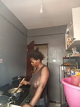 TrishaKalid Chat XXX live