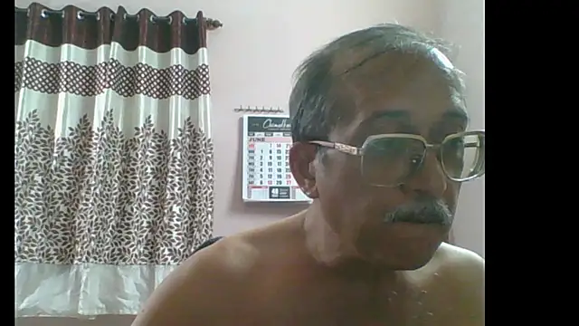 nanguchacha Show in webcam
