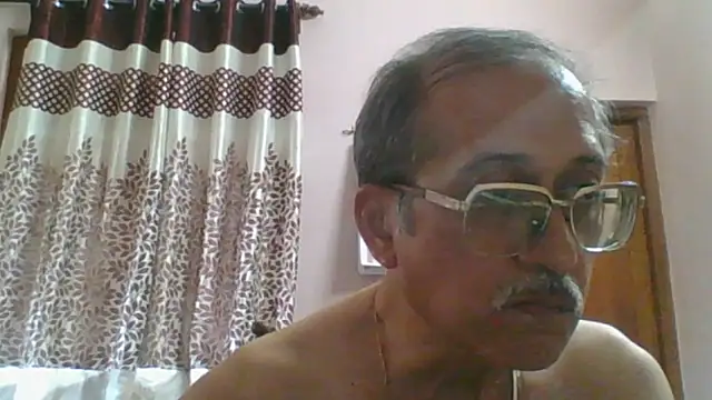 nanguchacha Show in webcam
