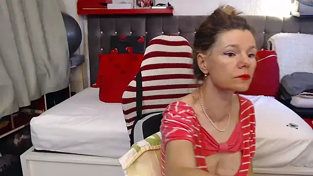 kellyterapy Adlı Modelin Canlı XXX Sohbeti
