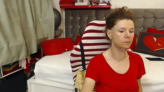 kellyterapy Adlı Modelin Canlı XXX Sohbeti
