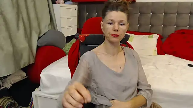 kellyterapy Adlı Modelin Canlı XXX Sohbeti