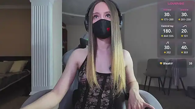 CreamAssk webcam show