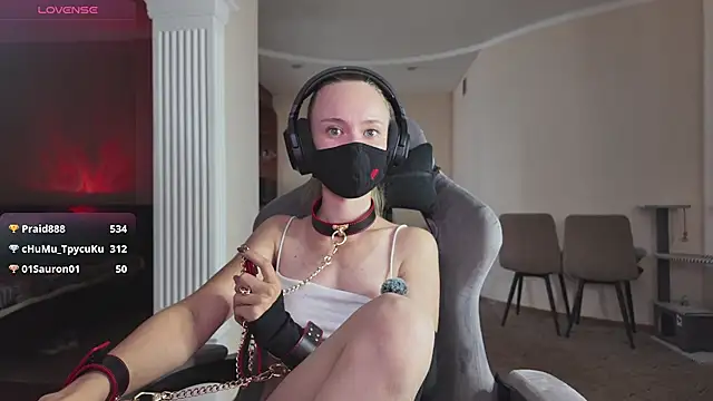 CreamAssk's Live XXX Chat