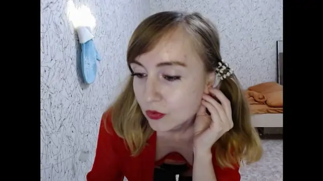 Athena_Richards Adlı Modelin Canlı XXX Sohbeti