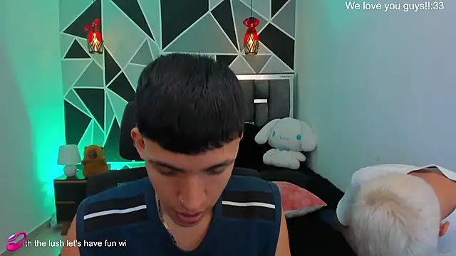 Juan_Nd_Steven Show in webcam