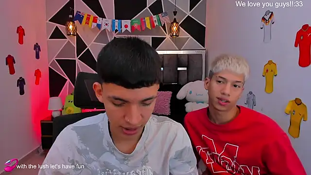 Juan_Nd_Steven's Webcam Show