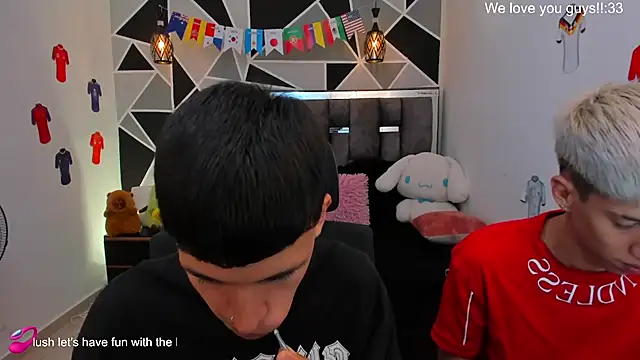 Juan_Nd_Steven Pertunjukan Webcam