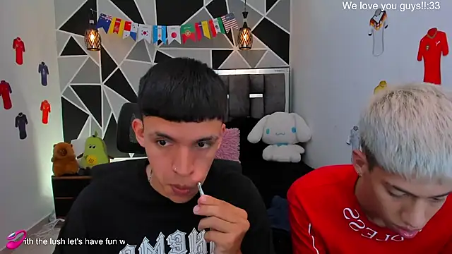 Juan_Nd_Steven's Webcam Show