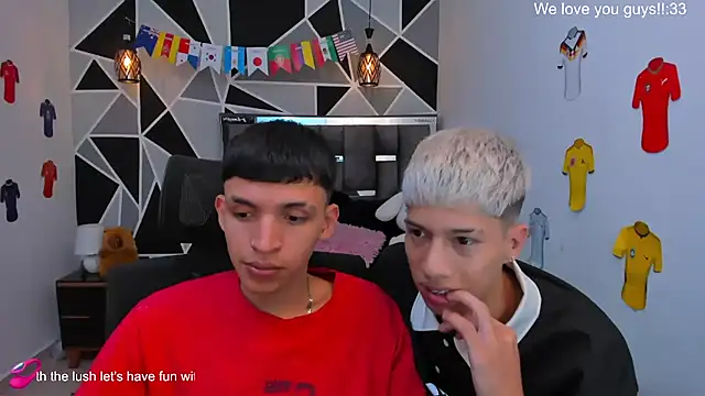 הופעת וובקאם של Juan_Nd_Steven
