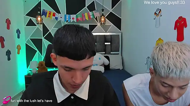 Juan_Nd_Steven's Webcam Show
