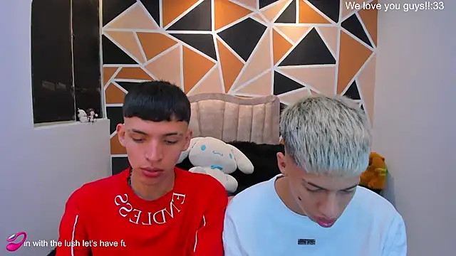 Juan_Nd_Steven's Webcam Show