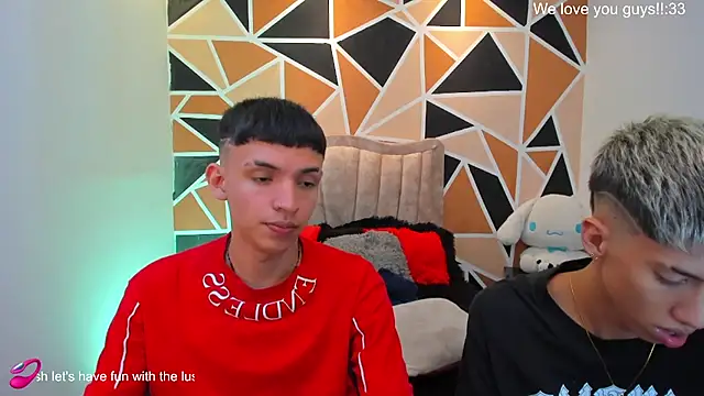Juan_Nd_Steven's Webcam Show