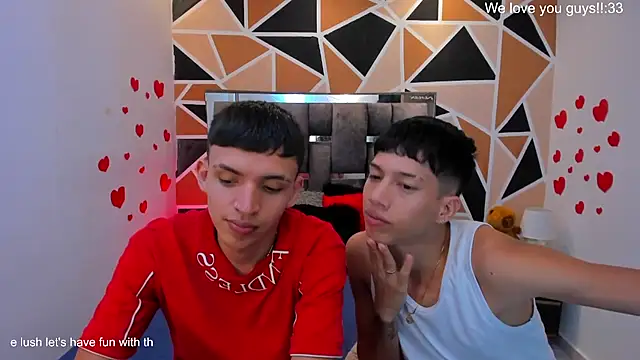 Juan_Nd_Steven: διαδικτυακό σόου στην κάμερα