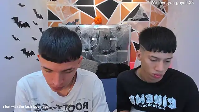 Show modela Juan_Nd_Steven na web-kameri