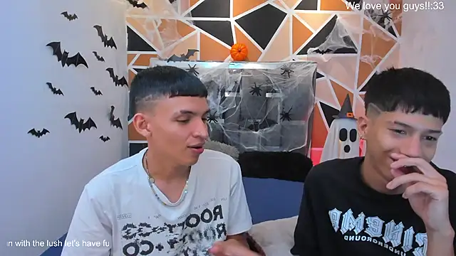 Juan_Nd_Steven: διαδικτυακό σόου στην κάμερα