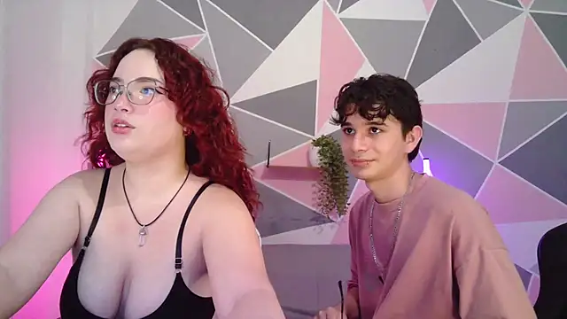 AndrewAnndCherry's Live XXX Chat