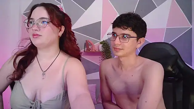 عرض كام AndrewAnndCherry
