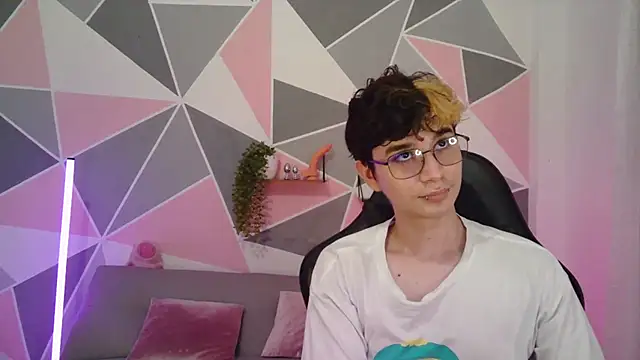 AndrewAnndCherry webkamerás műsora