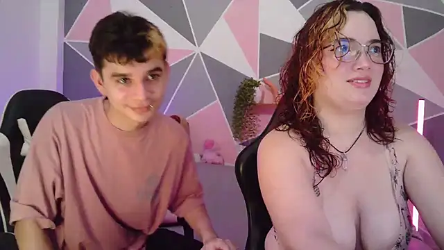AndrewAnndCherry's Live XXX Chat