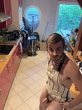 Mikev webcam show