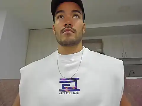 Alexander_Martines Adlı Modelin Web Kamerası Şovu