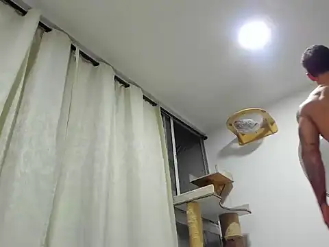 Alexander_Martines Show Webcam