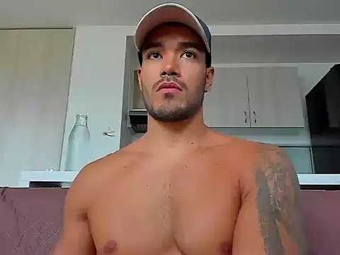 Alexander_Martines 在線直播表演