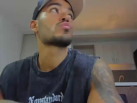 Alexander_Martines Show Webcam