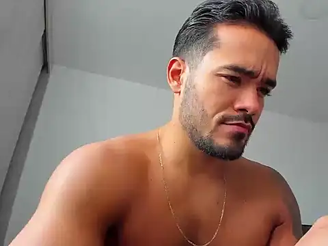 Alexander_Martines 在線直播表演