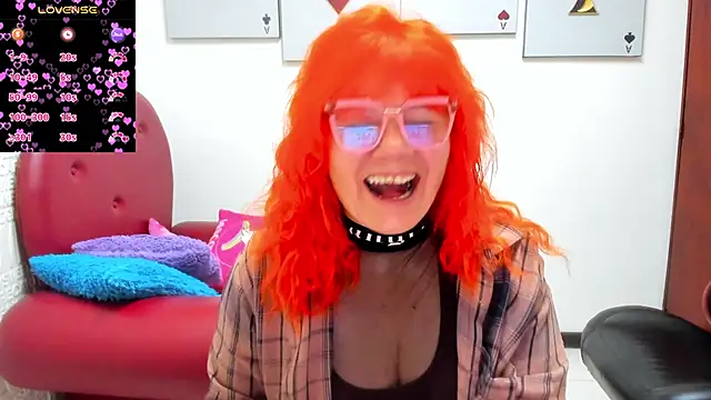 XXX chat uživo modela Salomeediaz_