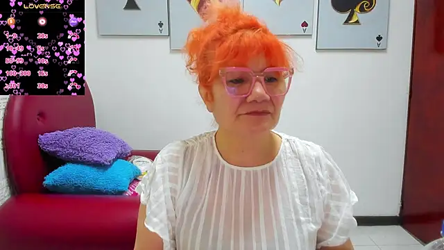 צ'אט XXX בשידור חי של Salomeediaz_