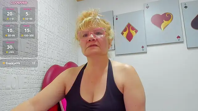Salomeediaz_ Chat XXX in diretta