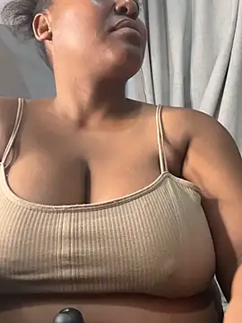 Katie_lips' Webcam Show