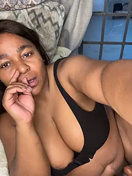 Katie_lips 网络视讯表演