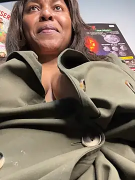 Katie_lips' Webcam Show