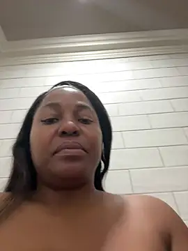 Katie_lips' Webcam Show