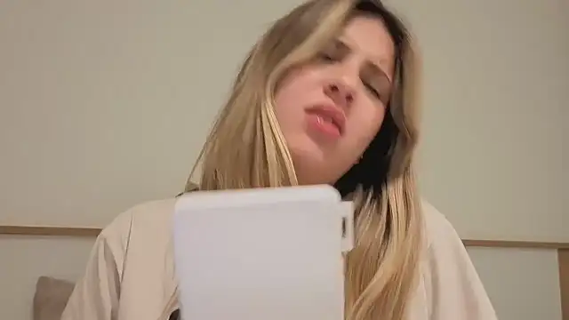 Chat XXX ao vivo de Lolykush