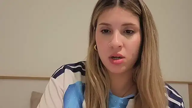 Czat XXX na żywo – Lolykush
