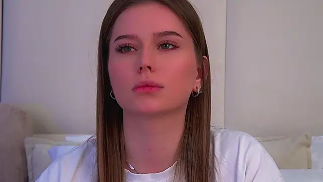 Chat +18 de DianaVert ao vivo