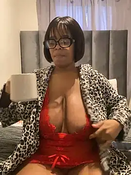 Saggy_areola95's Webcam Show