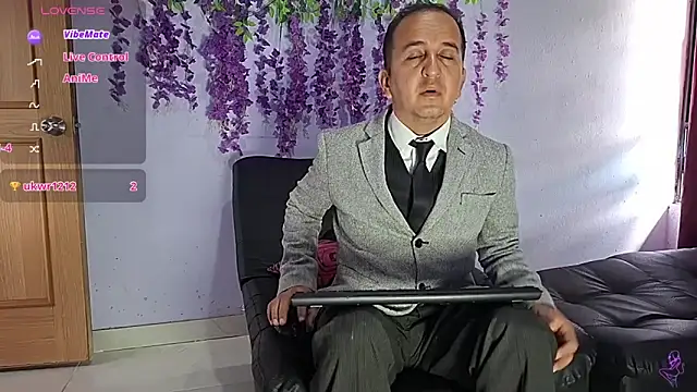 GreisyAndHazzan's Webcam Show