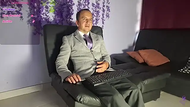 GreisyAndHazzan's Webcam Show